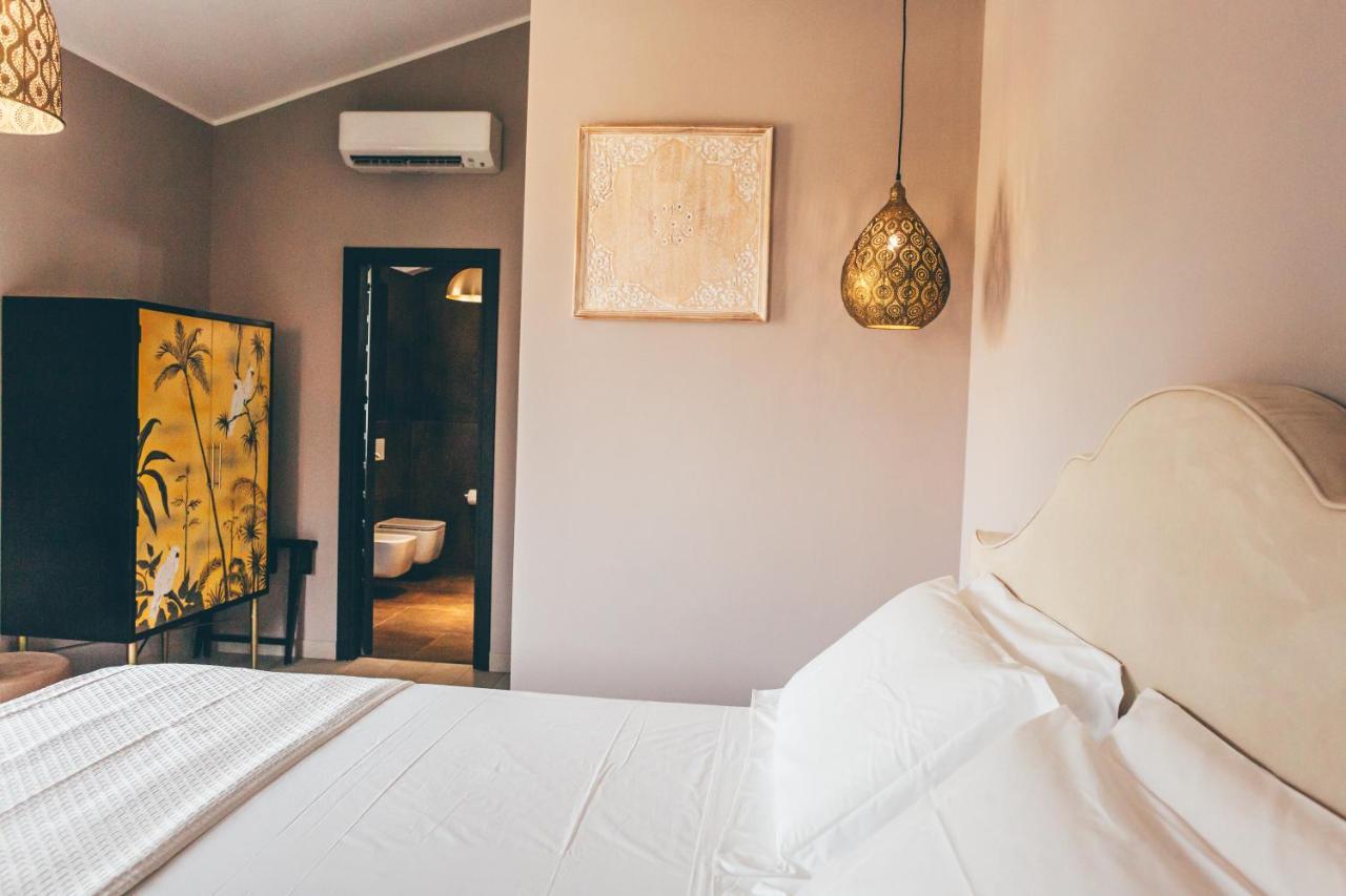 Eksotika Bed & Breakfast โอลิเวริ ภายนอก รูปภาพ